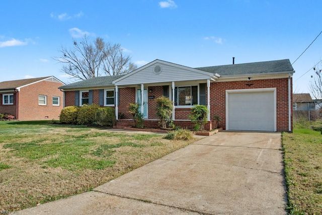 384 Mohea CIR, Newport News, VA 23602