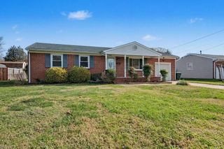 384 Mohea CIR, Newport News, VA 23602