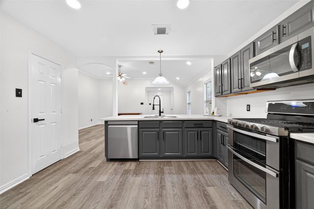 21627 Falvel Misty Drive, Spring, TX 77388
