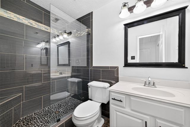 21627 Falvel Misty Drive, Spring, TX 77388