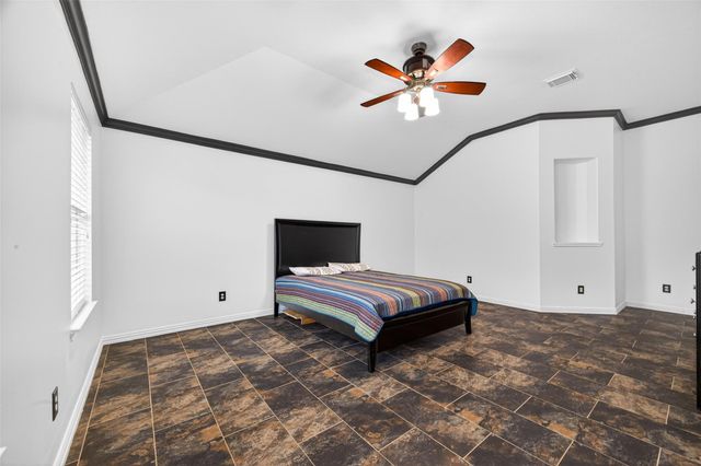 21627 Falvel Misty Drive, Spring, TX 77388