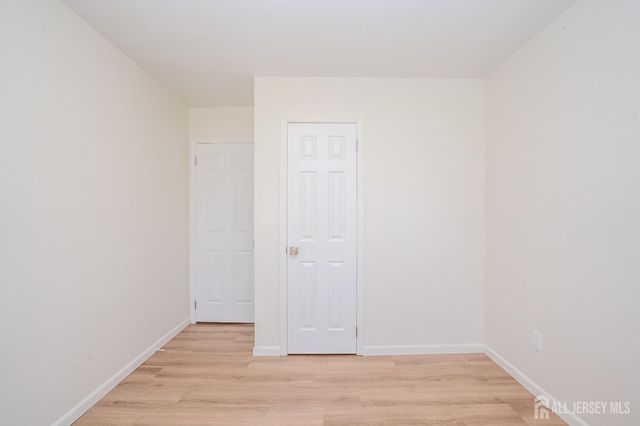 4 Hunterdon Avenue, Monroe, NJ 08831