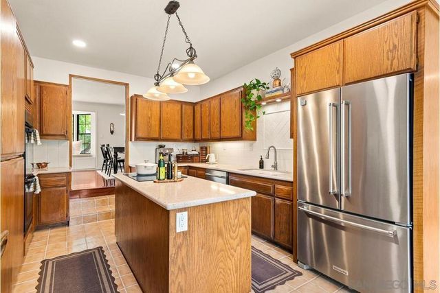 1421 Blue Lilac, Alpine, CA 91901