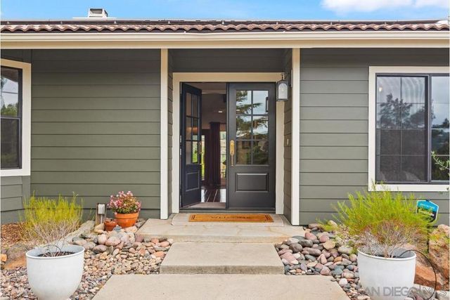 1421 Blue Lilac, Alpine, CA 91901