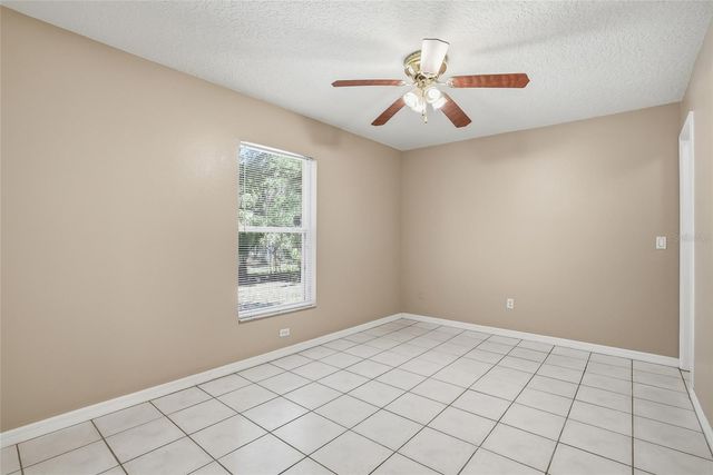4717 LAKEWOOD DRIVE, Seffner, FL 33584