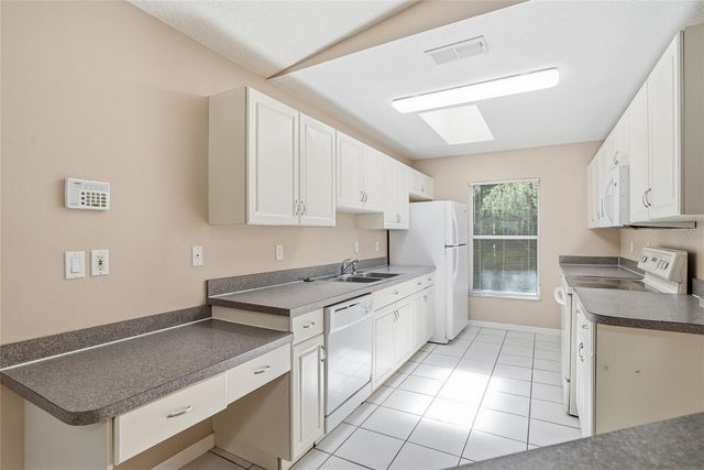 4717 LAKEWOOD DRIVE, Seffner, FL 33584