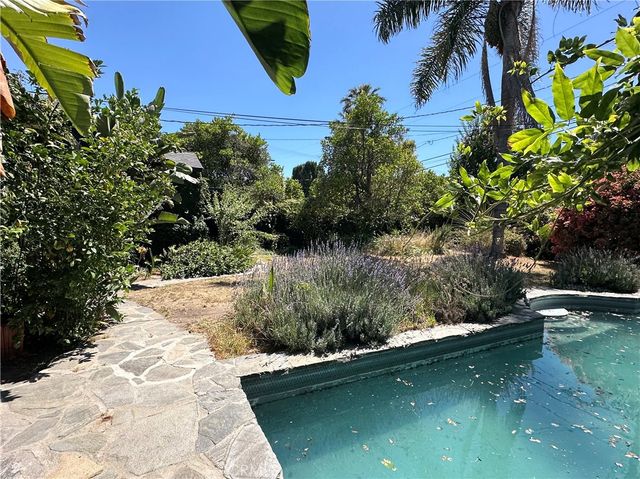 4217 Fair Avenue, Studio City, CA 91602