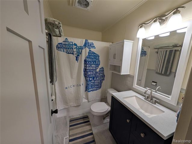4010 Reynolds Street, Flint, MI 48532