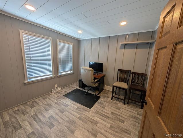 4010 Reynolds Street, Flint, MI 48532