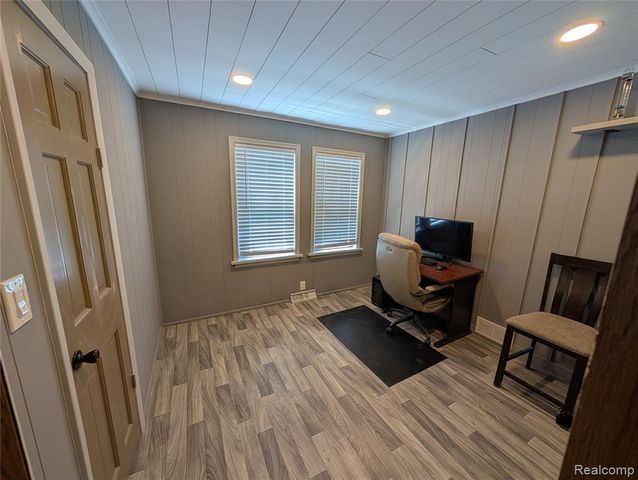 4010 Reynolds Street, Flint, MI 48532