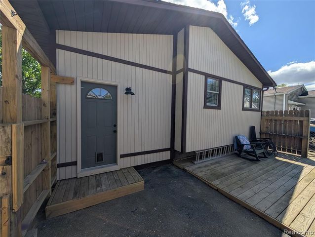 4010 Reynolds Street, Flint, MI 48532
