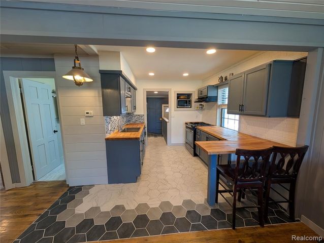 4010 Reynolds Street, Flint, MI 48532