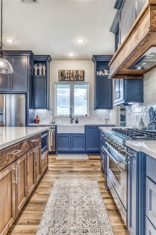 233 Randi Road, Bellville, TX 77418