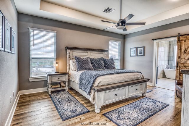 233 Randi Road, Bellville, TX 77418