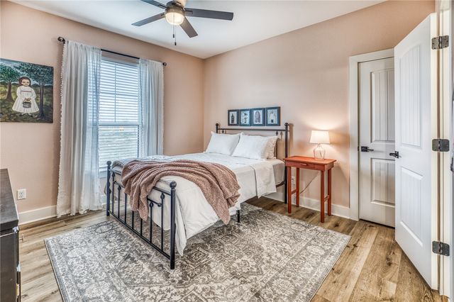 233 Randi Road, Bellville, TX 77418