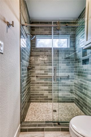 233 Randi Road, Bellville, TX 77418