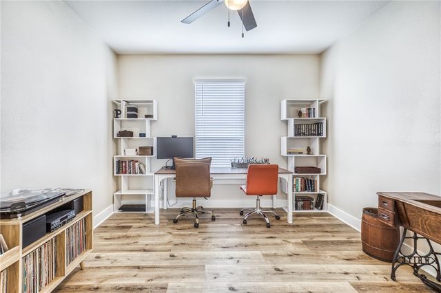 233 Randi Road, Bellville, TX 77418