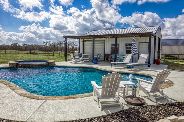 233 Randi Road, Bellville, TX 77418