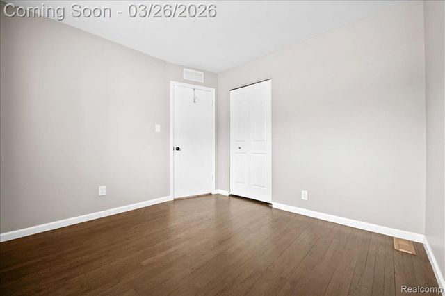 3343 Harvard Road, Royal Oak, MI 48073