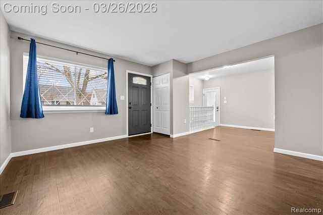 3343 Harvard Road, Royal Oak, MI 48073