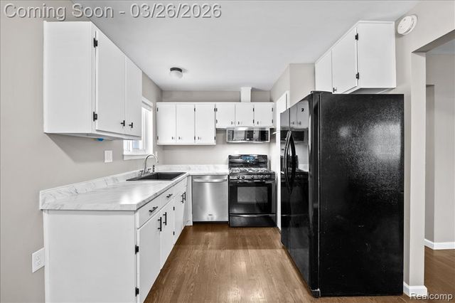 3343 Harvard Road, Royal Oak, MI 48073