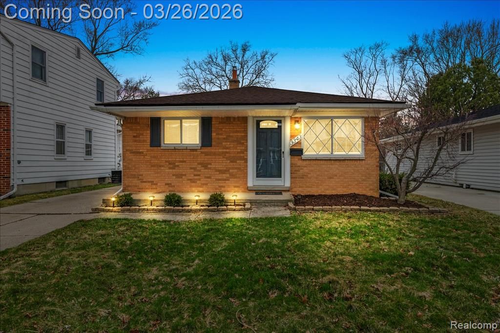 3343 Harvard Road, Royal Oak, MI 48073