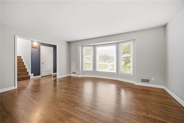 7419 Booth Street, Prairie Village, KS 66208