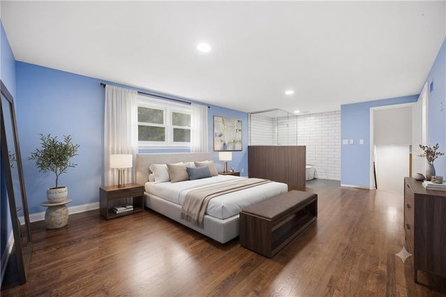 7419 Booth Street, Prairie Village, KS 66208