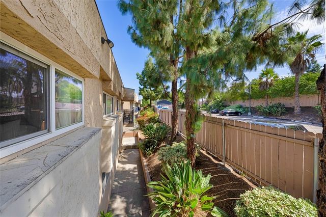 9860 Dale Avenue C3, Spring Valley, CA 91977