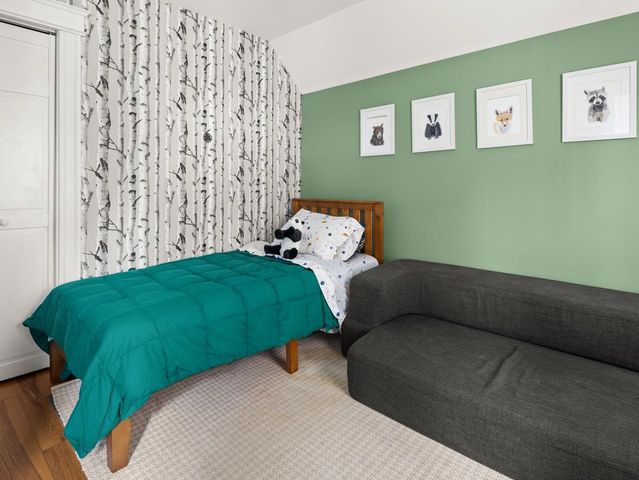 11 Poplar Street, Burlington, VT 05401