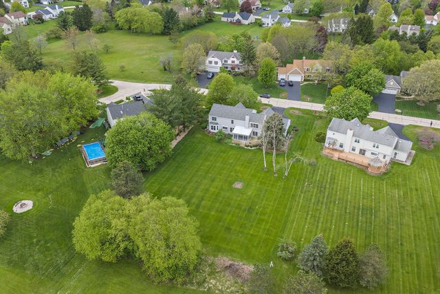 307 Churchill Court, Sleepy Hollow, IL 60118