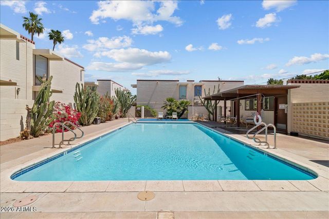 7751 E GLENROSA Avenue A6, Scottsdale, AZ 85251