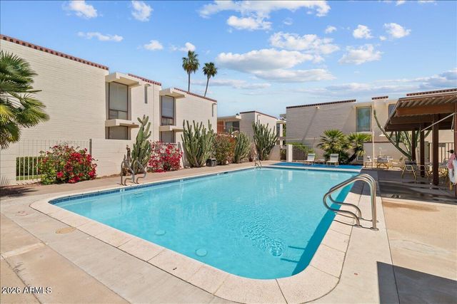 7751 E GLENROSA Avenue A6, Scottsdale, AZ 85251