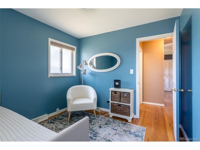 4530 S Inca St, Englewood, CO 80110