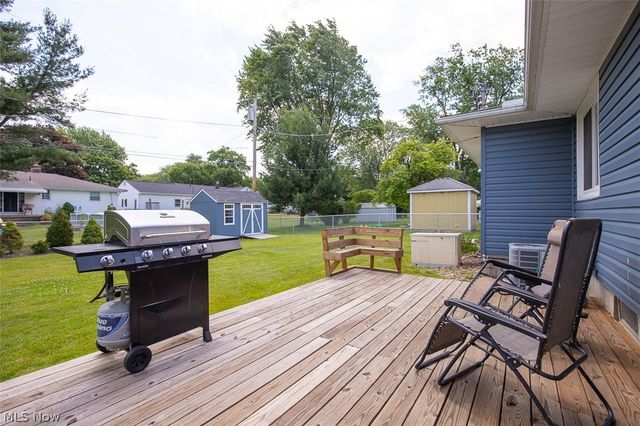 173 Terra Lane, Amherst, OH 44001