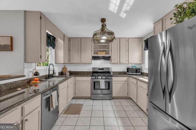 101 Elberta Street, Mcdonough, GA 30253
