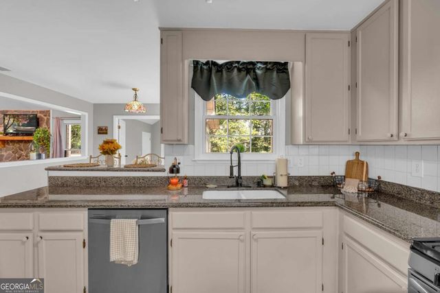 101 Elberta Street, Mcdonough, GA 30253