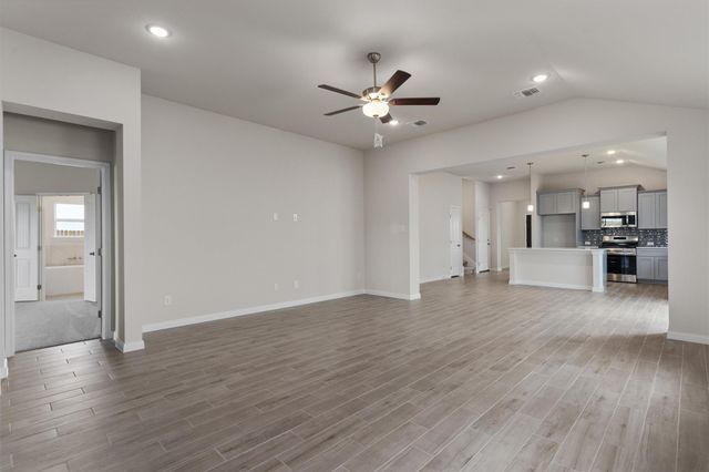 224 Ironshoe TRL, Liberty Hill, TX 78642