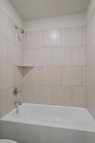 224 Ironshoe TRL, Liberty Hill, TX 78642