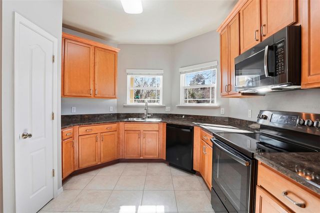 8458 SW 78TH ROAD, Gainesville, FL 32608