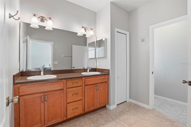 8458 SW 78TH ROAD, Gainesville, FL 32608