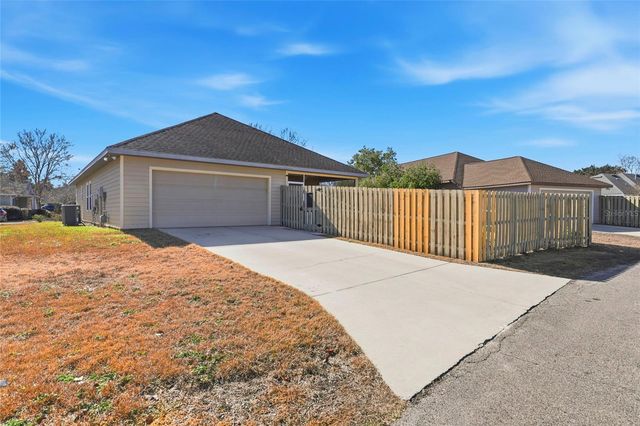 8458 SW 78TH ROAD, Gainesville, FL 32608