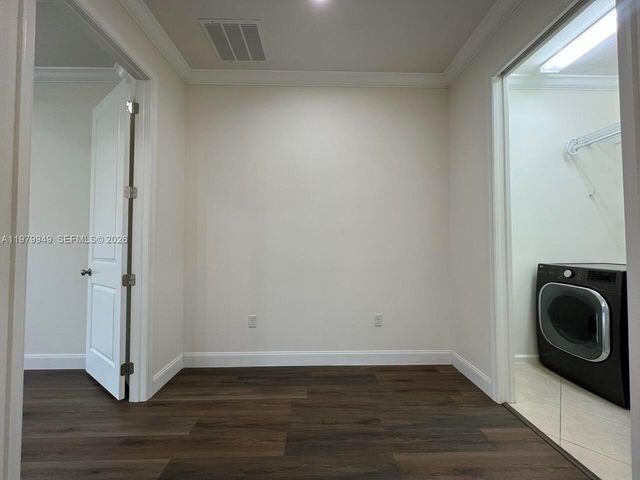 3390 NW 125th Ave, Sunrise, FL 33323