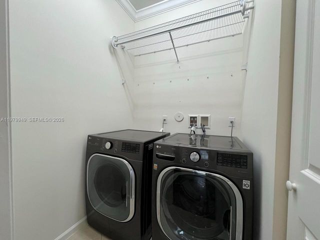 3390 NW 125th Ave, Sunrise, FL 33323