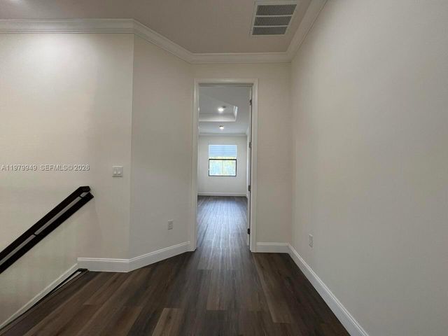 3390 NW 125th Ave, Sunrise, FL 33323