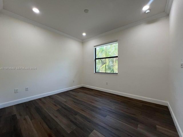 3390 NW 125th Ave, Sunrise, FL 33323