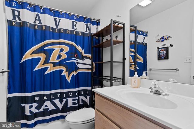 421 CLOVER ST, Etters, PA 17319