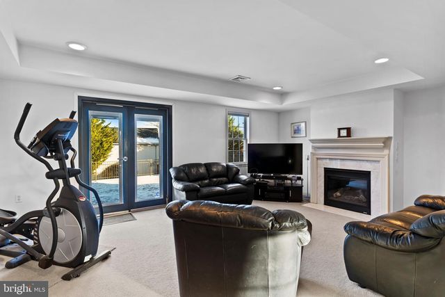 421 CLOVER ST, Etters, PA 17319