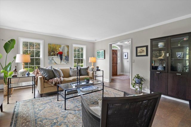 9848 N Lamplighter LANE, Mequon, WI 53092