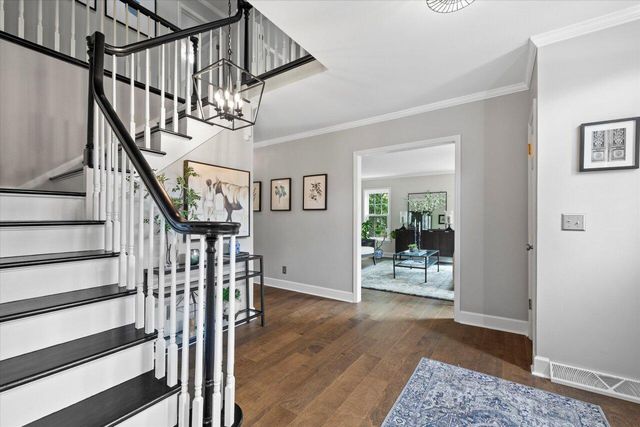 9848 N Lamplighter LANE, Mequon, WI 53092